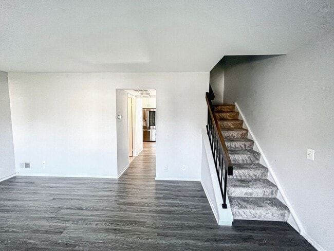 2689 Glengyle Dr in Vienna, VA - Building Photo - Building Photo