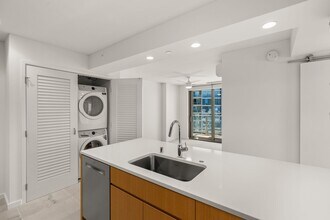 1388 Kapiolani Blvd in Honolulu, HI - Building Photo - Building Photo