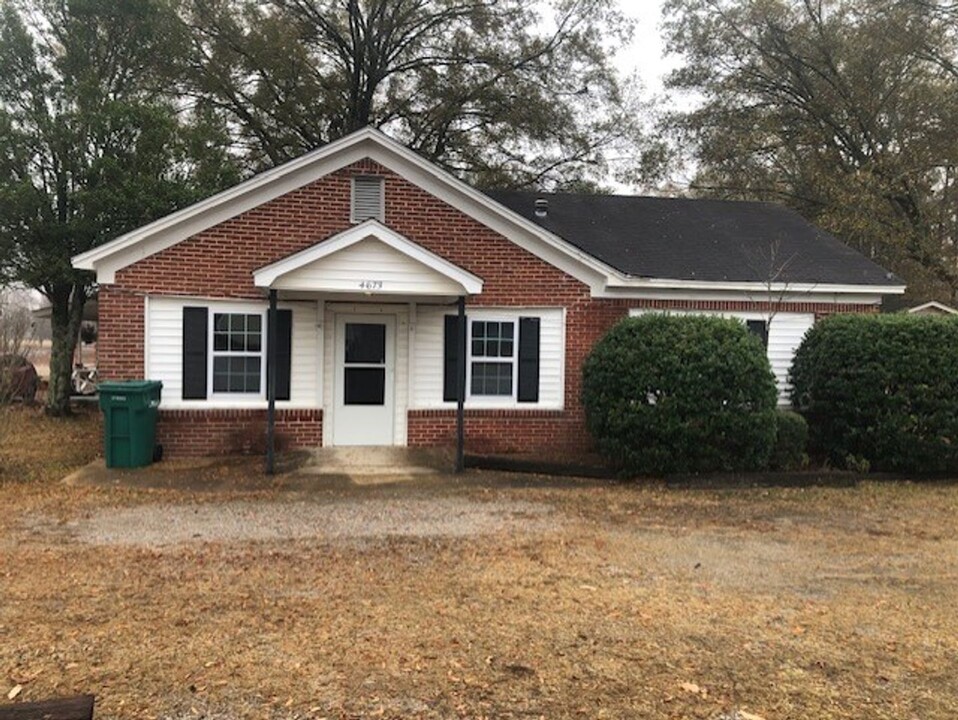 4673 W Main St in Tupelo, MS - Building Photo