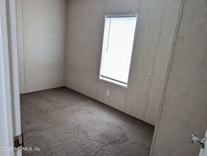 125 Hayman Dr in Interlachen, FL - Building Photo - Building Photo