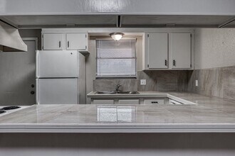 104 Shannon - A Cir in Del Rio, TX - Building Photo - Building Photo