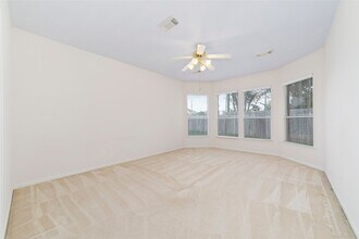 2638 Long Leaf Dr in Sugar Land, TX - Building Photo - Building Photo