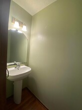 8123 Shannon Glen Blvd in Dublin, OH - Building Photo - Building Photo