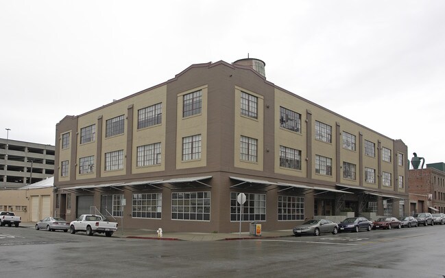 Tower Loft in Oakland, CA - Building Photo - Building Photo