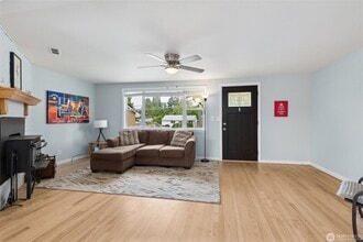 839 SW 126th St in Seattle, WA - Building Photo - Building Photo