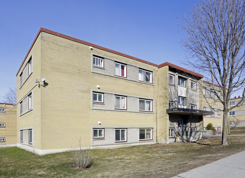 Alpha Apartments in Ottawa, ON - Building Photo