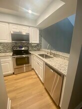 1838 Clearbrooke Dr in Clearwater, FL - Building Photo - Building Photo