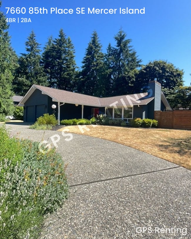 property at 7660 85th Pl SE