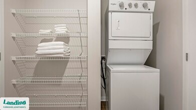 1600 NW 38th St, Unit 141 in Kansas City, MO - Foto de edificio - Building Photo