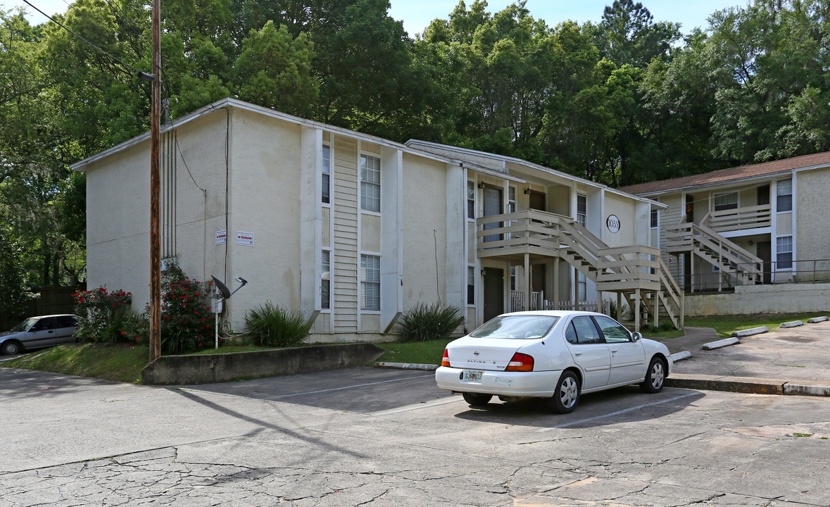 1033 Crossing Brook Way in Tallahassee, FL - Building Photo