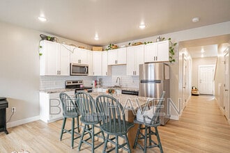 380 S 3rd W in Rigby, ID - Building Photo - Building Photo