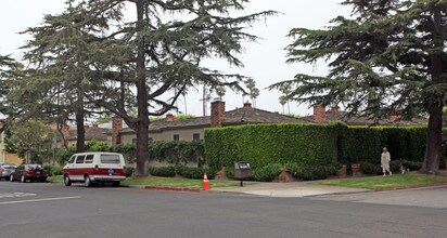 854-858 Euclid St in Santa Monica, CA - Foto de edificio - Building Photo