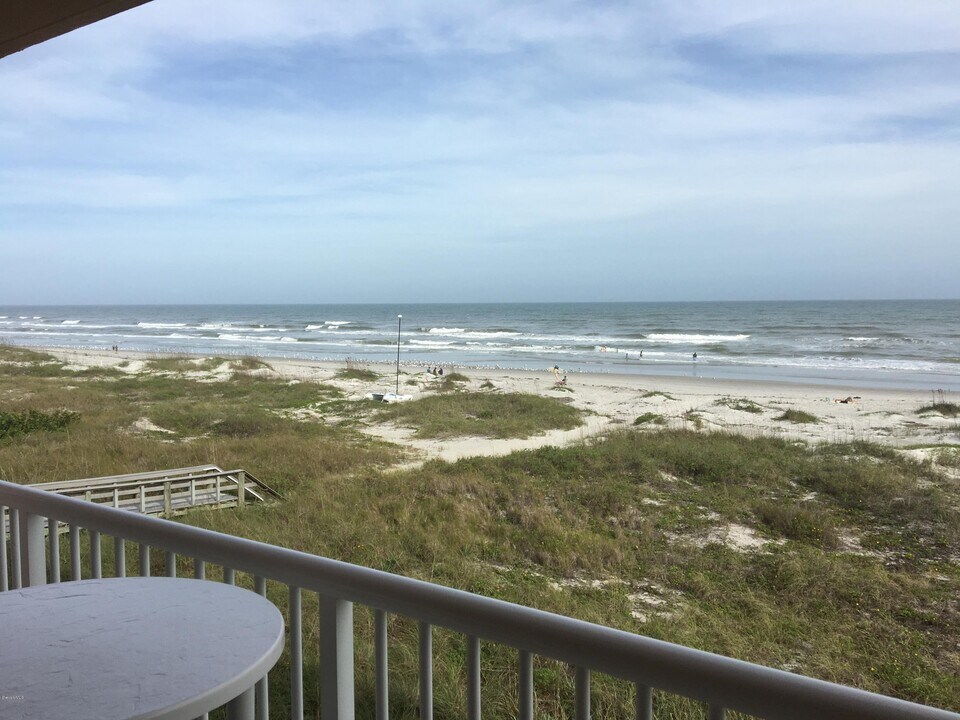 5 Sunflower St in Cocoa Beach, FL - Building Photo