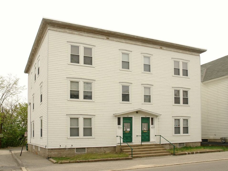 237 Notre Dame Ave in Manchester, NH - Foto de edificio