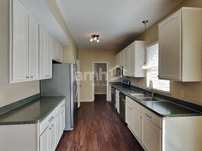 7187 Normanton Dr in New Albany, OH - Building Photo - Building Photo