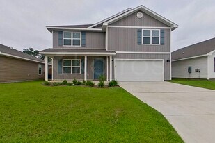 412 Monarch Ln in Pensacola, FL - Building Photo