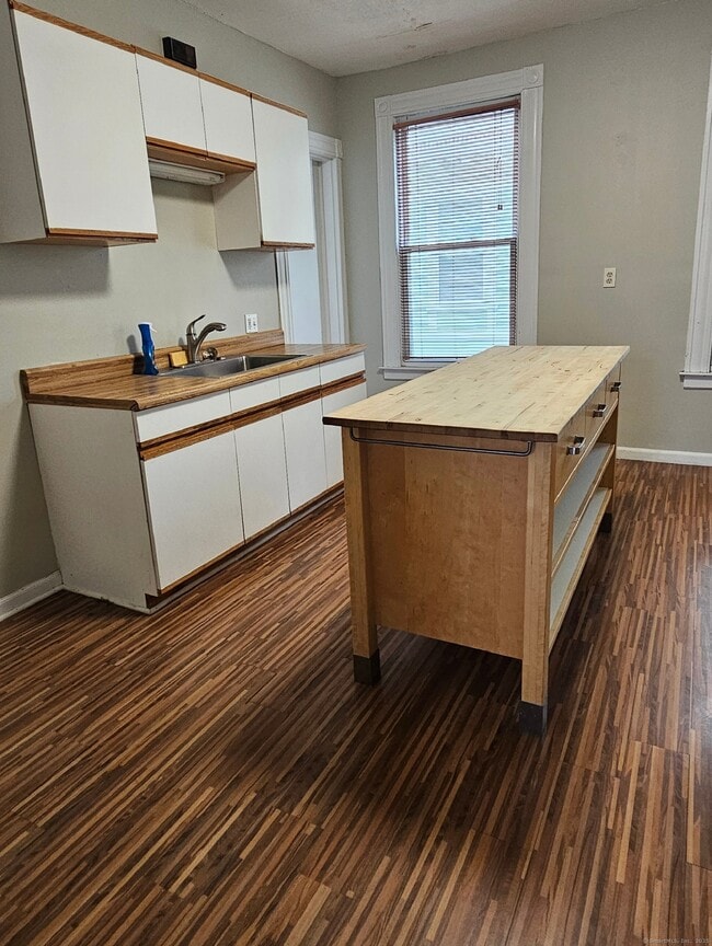 property at 285 Willow St