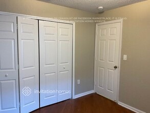 13711 N Garden Cove Cir in Davie, FL - Building Photo - Building Photo