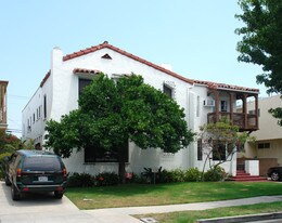 8361 Blackburn Ave Apartments