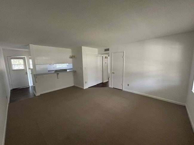 Cedar Trace Apartments