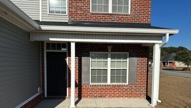 10 Evergreen Oak Dr in Richmond Hill, GA - Building Photo - Building Photo