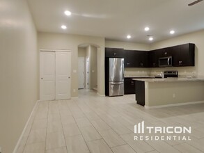 12568 W Lindbergh Dr in Peoria, AZ - Building Photo - Building Photo