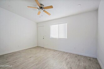 949 E Roma Ave in Phoenix, AZ - Building Photo - Building Photo