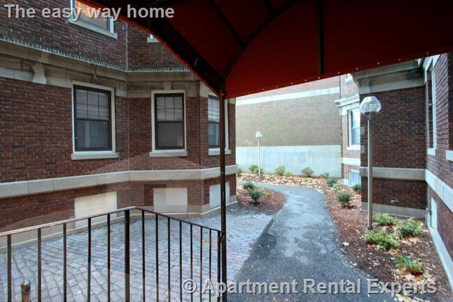 1558 Massachusetts Ave in Cambridge, MA - Building Photo - Building Photo