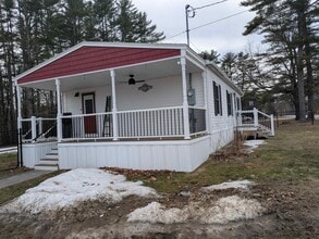 11 Corn Hill Rd in Boscawen, NH - Building Photo - Building Photo