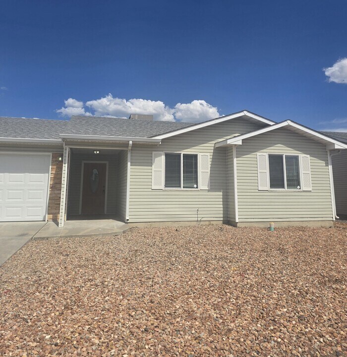 474 Duffy Dr in Grand Junction, CO - Building Photo