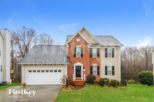 365 Craver Pointe Dr in Clemmons, NC - Building Photo
