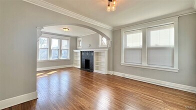 4919 Murdoch Ave in St. Louis, MO - Building Photo - Building Photo