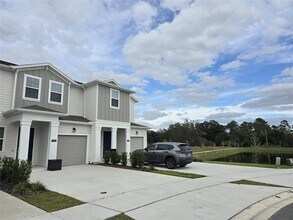 7649 Stone Crk Trl in Kissimmee, FL - Building Photo - Building Photo