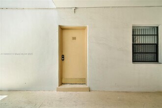 8287 SW 128th St in Miami, FL - Building Photo - Building Photo
