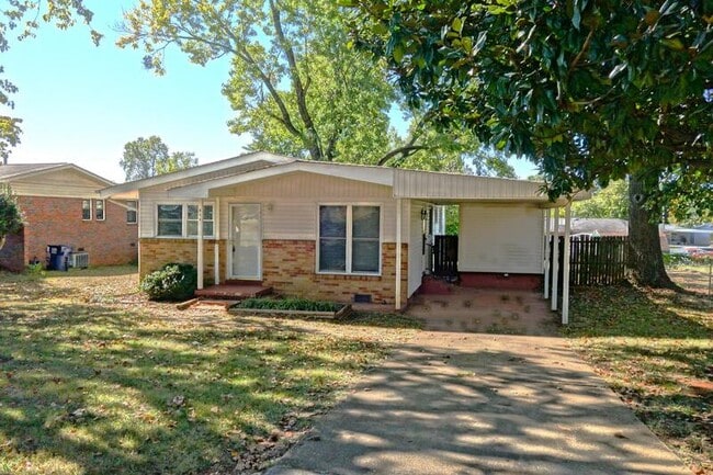 property at 803 Lantana Way NW