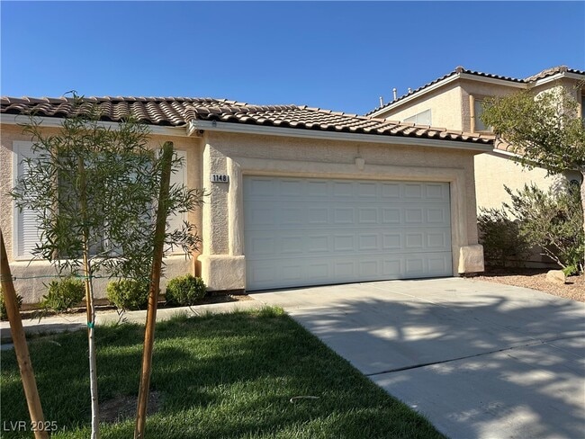 1148 Warm Canyon Way in Las Vegas, NV - Building Photo - Building Photo