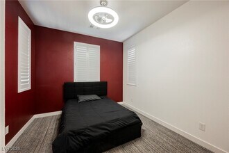 44 Verde Rosa Dr in Henderson, NV - Building Photo - Building Photo
