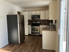 166 Northwood Ct in Lebanon, PA - Foto de edificio - Building Photo