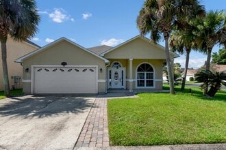1953 Kadima Cir in Fort Walton Beach, FL - Building Photo - Building Photo