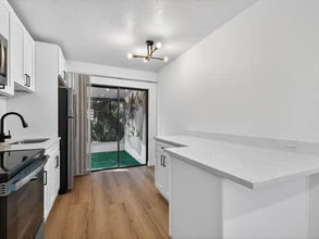 1684 Martin St, Unit A in Largo, FL - Building Photo - Building Photo