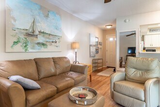 2121 Wood St in Sarasota, FL - Building Photo - Building Photo