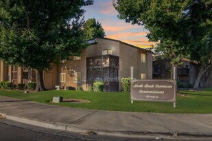 4332 Pacific Ave in Stockton, CA - Building Photo