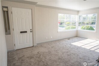 1023 SW Trenton St in Seattle, WA - Building Photo - Building Photo