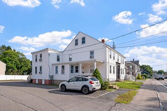 21 Portsmouth Ave in Exeter, NH - Building Photo - Building Photo