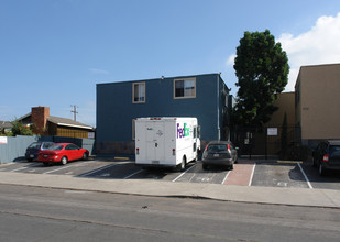 3555-3565 42nd St in San Diego, CA - Foto de edificio - Building Photo