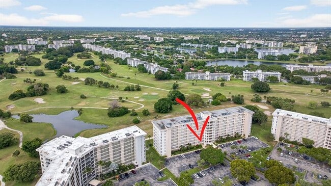 property at 2671 S Course Dr