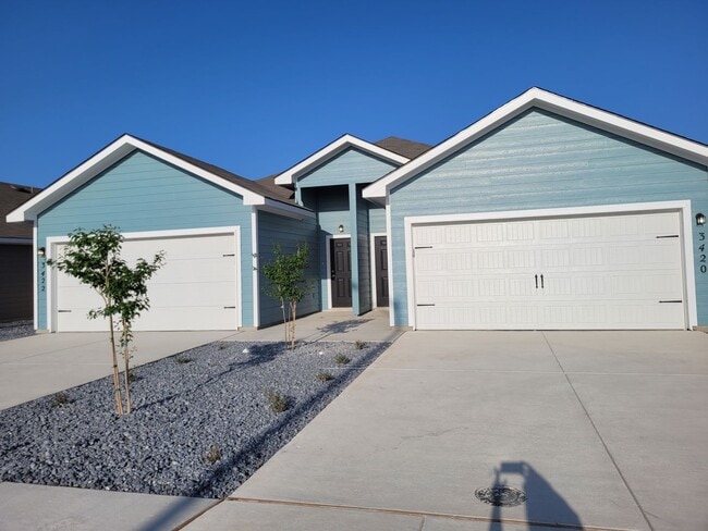 property at 3420 Scott Cir