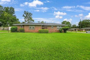5302 Connie Cir in Montgomery, AL - Building Photo