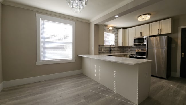 803 Westwood Dr, Unit 1st floor in Clayton, MO - Building Photo - Building Photo