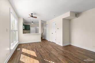 2611 Wingate Ct in Aurora, IL - Building Photo - Building Photo